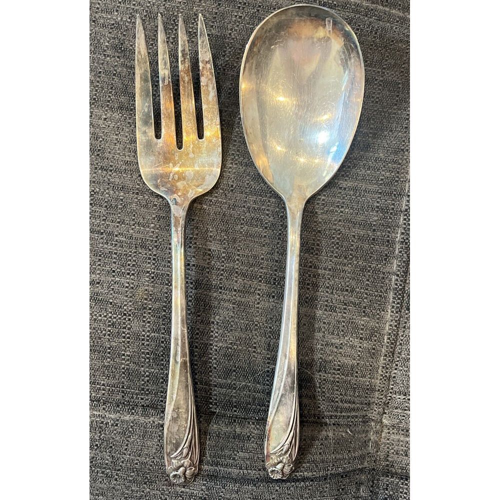 1847 Rogers Bros IS Silverplate Daffodil Pattern LARGE SERVING SPOON AND FORK 9"